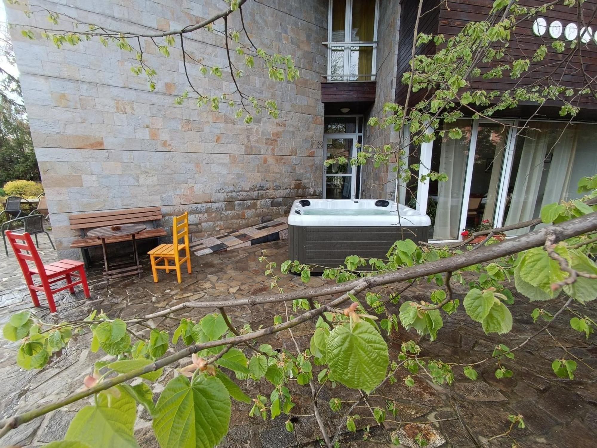 Villa "Forest Way" Pirdop Extérieur photo